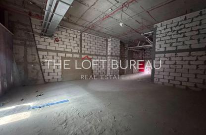Shop - Studio - 2 Bathrooms for rent in Salaja Street - Doha Al Jadeed - Doha
