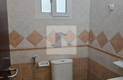 Apartment - 3 Bedrooms - 2 Bathrooms for rent in Muntazah 13 - Al Muntazah - Doha