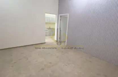 شقة - غرفة نوم - 1 حمام للايجار في الدفنة - الدفينة - الدوحة شقة - غرفة نوم - 1 حمام للايجار في الدفنة - الدفينة - الدوحة
