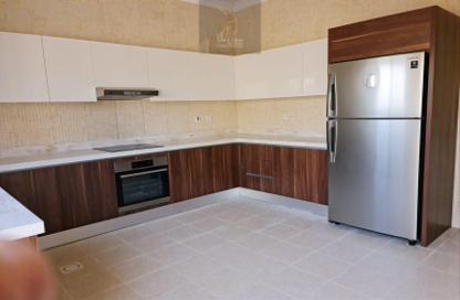 Compound - 5 Bedrooms - 5 Bathrooms for rent in Al Gharrafa - Al Gharrafa - Doha Compound - 5 Bedrooms - 5 Bathrooms for rent in Al Gharrafa - Al Gharrafa - Doha