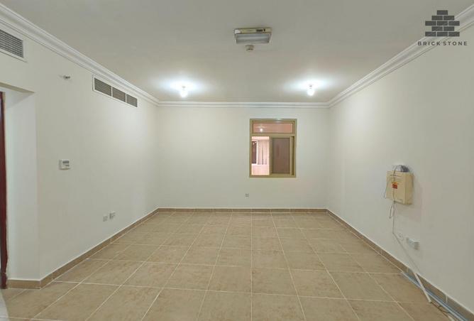 57253046 - Property Main Image