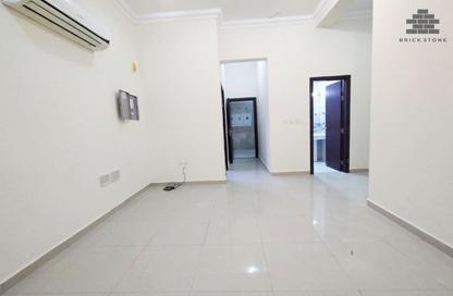 Apartment - 2 - 2 for rent in Muntazah 7 - Al Muntazah - Doha Apartment - 2 - 2 for rent in Muntazah 7 - Al Muntazah - Doha