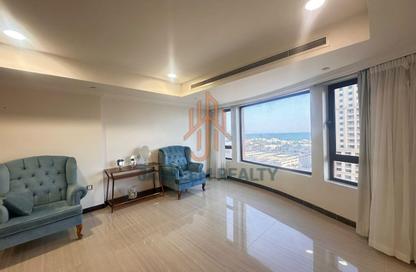 Apartment - Studio - 1 Bathroom for rent in West Porto Drive - Porto Arabia - The Pearl Island - Doha