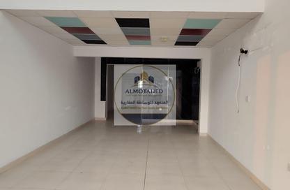 Shop - Studio - 2 Bathrooms for rent in Industrial Area - Industrial Area - Doha