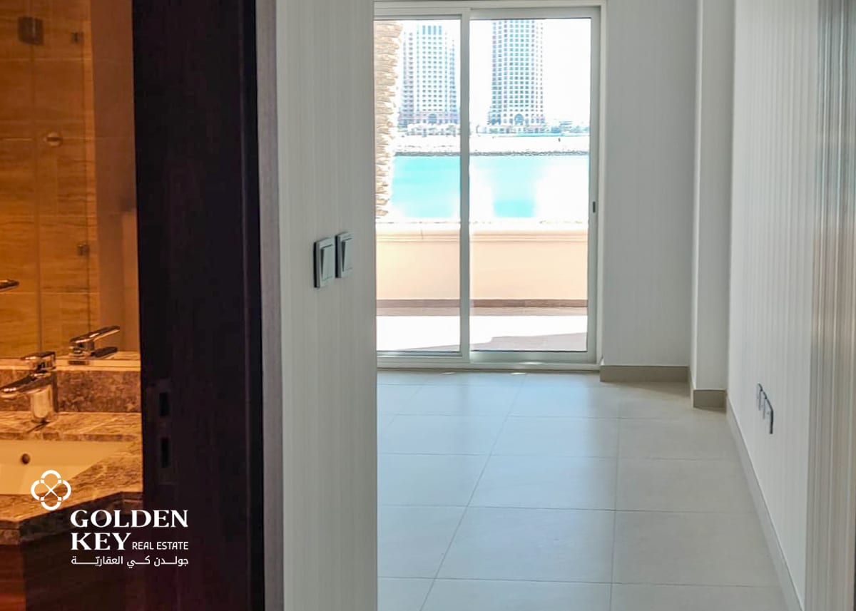 SF | Beachfront 2BR+Maid Chalet | Viva Bahriya