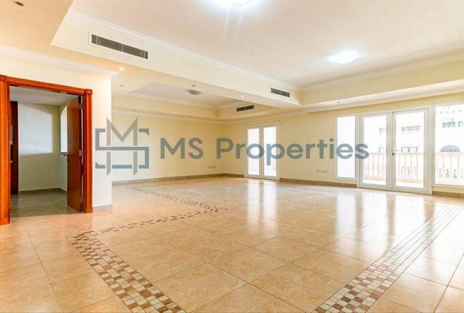 985466 - Property Image 3