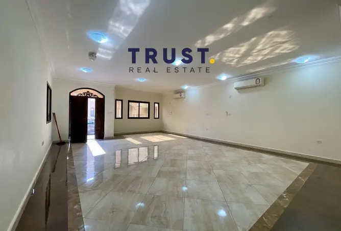 63976003 - Property Image 2