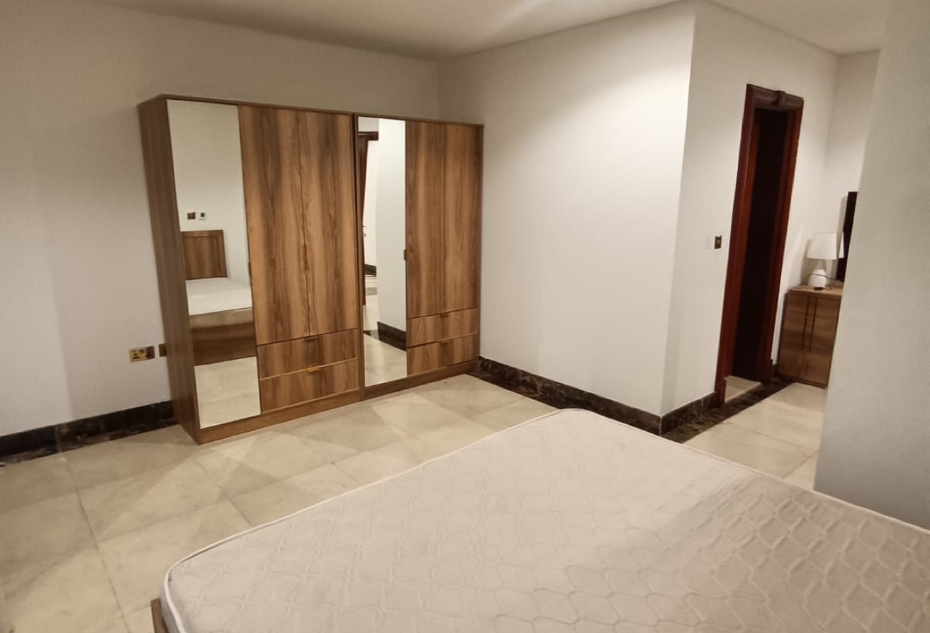 LUXURY DEPLEX 3BHK + MAID FULLY FURNISHED thumbnail 8