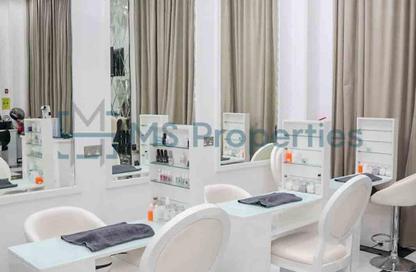 Shop - Studio - 1 Bathroom for sale in West Porto Drive - Porto Arabia - The Pearl Island - Doha