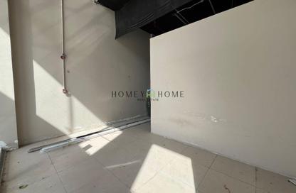 Shop - Studio - 1 Bathroom for rent in Fox Hills - Fox Hills - Lusail