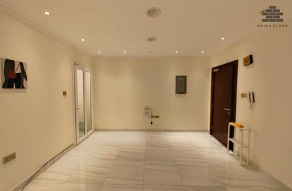 Apartment - 2 Bedrooms - 2 Bathrooms for rent in Al Mansoura - Al Mansoura - Doha