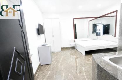 Apartment - Studio - 1 Bathroom for rent in Umm Ghwailina Comm - Umm Ghuwalina - Umm Ghuwailina - Doha