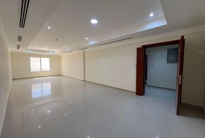 53144288 - Property Image 2