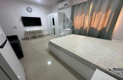 Apartment - Studio - 1 Bathroom for rent in Najma Street - Najma - Doha