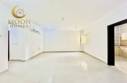 شقة - غرفة نوم - 2 حمامات للايجار في أم غويلينا 4 - أم غويلينا - الدوحة