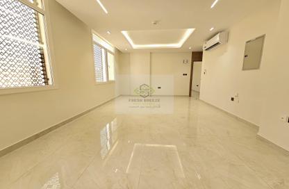 Apartment - 2 Bedrooms - 2 Bathrooms for rent in Al Mansoura - Al Mansoura - Doha