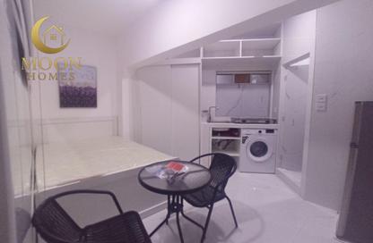 Apartment - Studio - 1 Bathroom for rent in Umm Ghuwailina 4 - Umm Ghuwailina - Doha