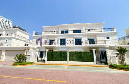 Villa - 6 Bedrooms - 7+ Bathrooms for rent in Floresta Gardens - Floresta Gardens - The Pearl Island - Doha