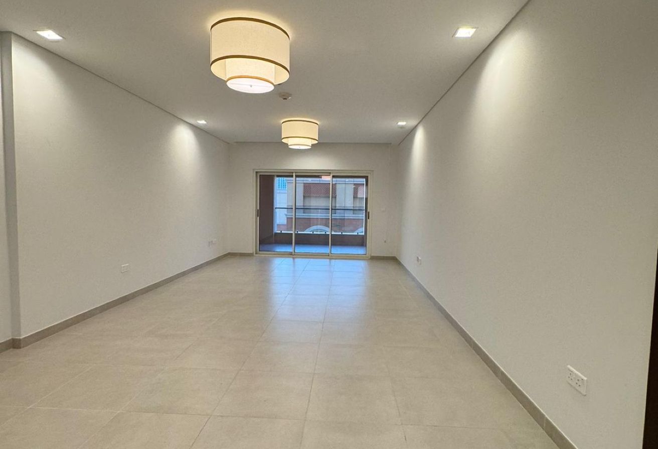 Modern 1-Bedroom with Prime Location thumbnail 9
