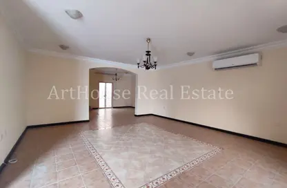 Villa - 3 Bedrooms - 3 Bathrooms for rent in Al Thumama - Doha