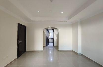 Apartment - 1 Bedroom - 2 Bathrooms for rent in East Porto Drive - Porto Arabia - The Pearl Island - Doha