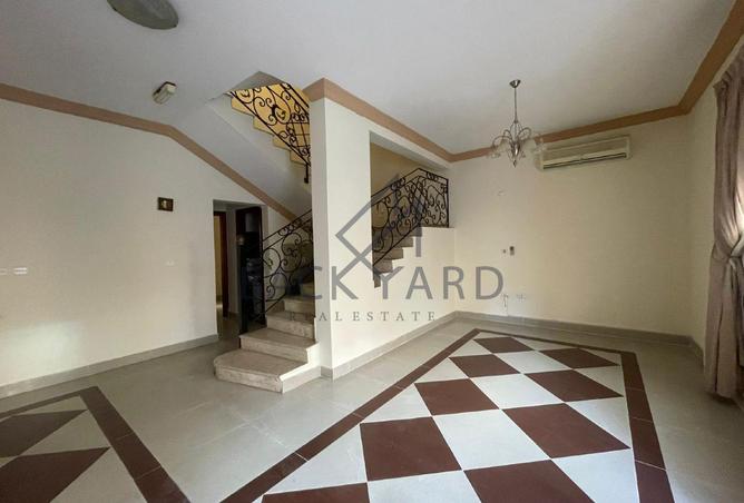 997865 - Property Image 2