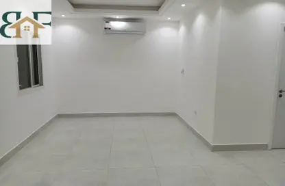 شقة - 2 غرف نوم - 2 حمامات للايجار في بن عمران - فريج بن عمران - الدوحة