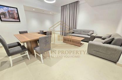 Apartment - 2 Bedrooms - 3 Bathrooms for rent in Le mirage corniche - Ras Abu Aboud - Doha