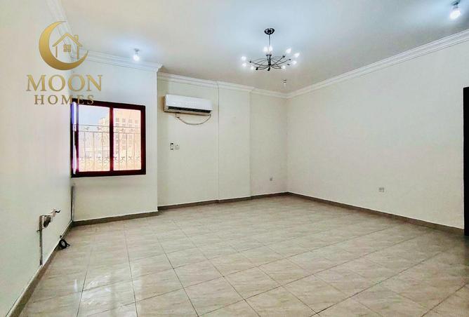 61225456 - Property Main Image