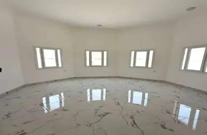 Villa - 5 Bedrooms - 6 Bathrooms for sale in Ash-Shahaniyah - Dukhan Highway