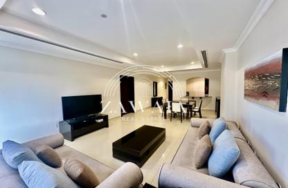 Apartment - 1 Bedroom - 2 Bathrooms for rent in West Porto Drive - Porto Arabia - The Pearl Island - Doha