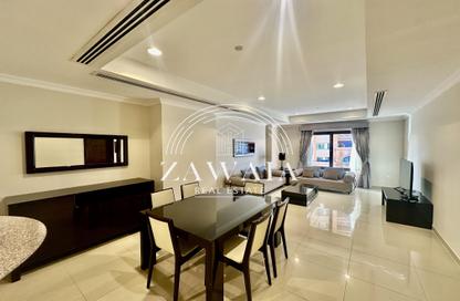 Apartment - 1 Bedroom - 2 Bathrooms for rent in West Porto Drive - Porto Arabia - The Pearl Island - Doha