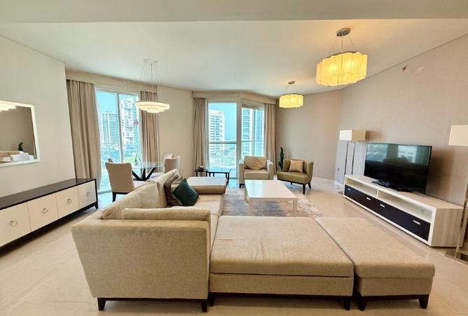 1002432 - Property Image 2