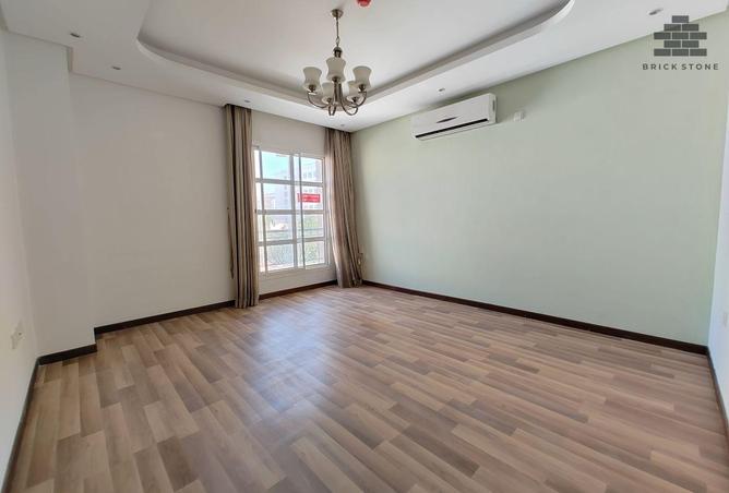 1029915 - Property Main Image