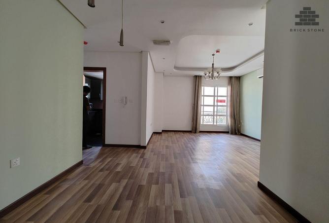 1029915 - Property Image 2