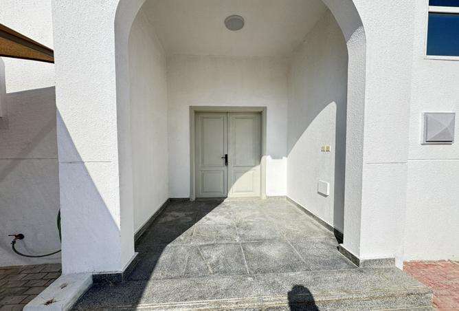 1002740 - Property Image 3