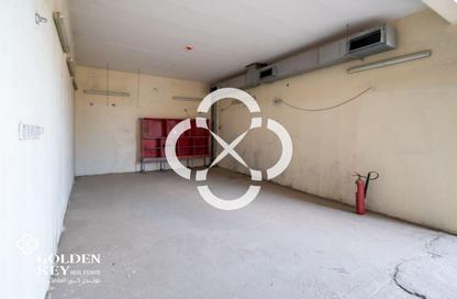 Warehouse - Studio - 3 Bathrooms for rent in Industrial Area 4 - Industrial Area - Industrial Area - Doha