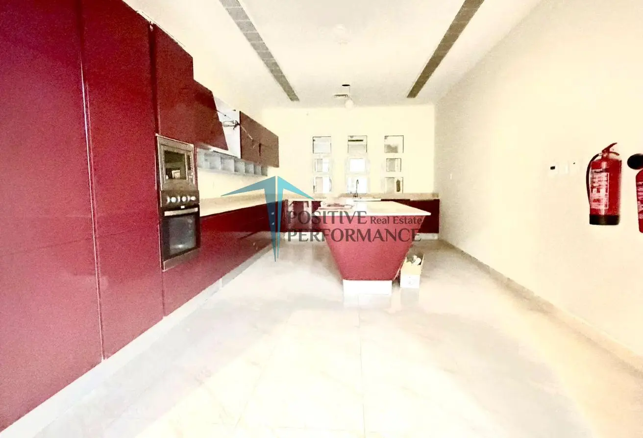 63642352 - Property Main Image