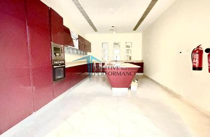 Apartment - 2 - 2 for rent in Al Dafna - Al Dafna - Doha