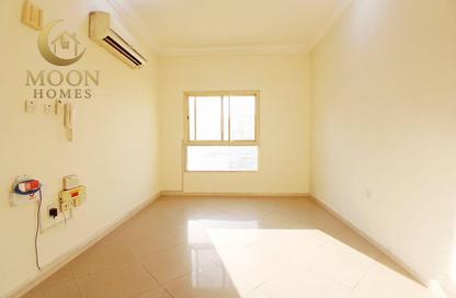 Apartment - 1 Bedroom - 1 Bathroom for rent in Umm Ghuwailina 4 - Umm Ghuwailina - Doha
