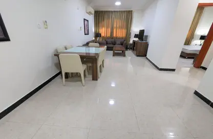 Apartment - 1 Bedroom - 1 Bathroom for rent in Umm Ghuwailina 4 - Umm Ghuwailina - Doha