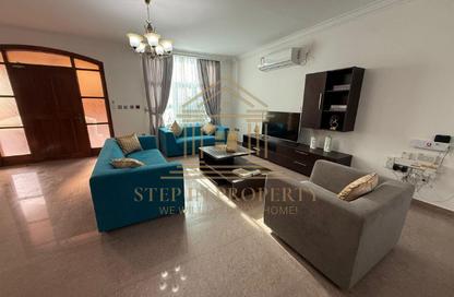 Villa - 4 Bedrooms - 5 Bathrooms for rent in Al Maamoura - Al Maamoura - Doha
