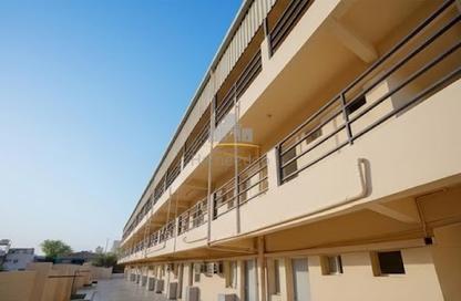 Labor Camp - Studio - 7+ Bathrooms for rent in Industrial Area - Doha