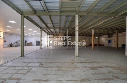 Warehouse - Studio - 1 for rent in Industrial Area 4 - Industrial Area - Industrial Area - Doha