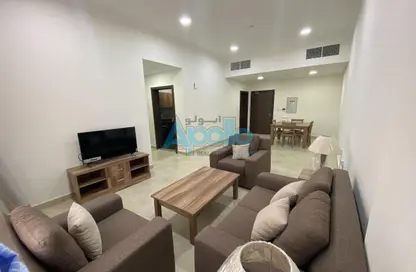 شقة - 2 غرف نوم - 3 حمامات للايجار في شارع الوعب - الوعب - الدوحة