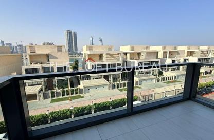 Apartment - 2 Bedrooms - 3 Bathrooms for sale in Crystal Residence - Gewan Island - The Pearl Island - Doha
