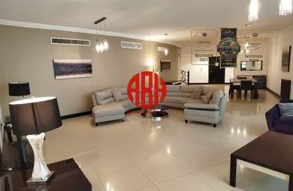 Duplex - 3 Bedrooms - 4 Bathrooms for rent in Al Shatt Street - West Bay - Doha Duplex - 3 Bedrooms - 4 Bathrooms for rent in Al Shatt Street - West Bay - Doha