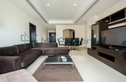 Apartment - 1 Bedroom - 2 Bathrooms for rent in West Porto Drive - Porto Arabia - The Pearl Island - Doha