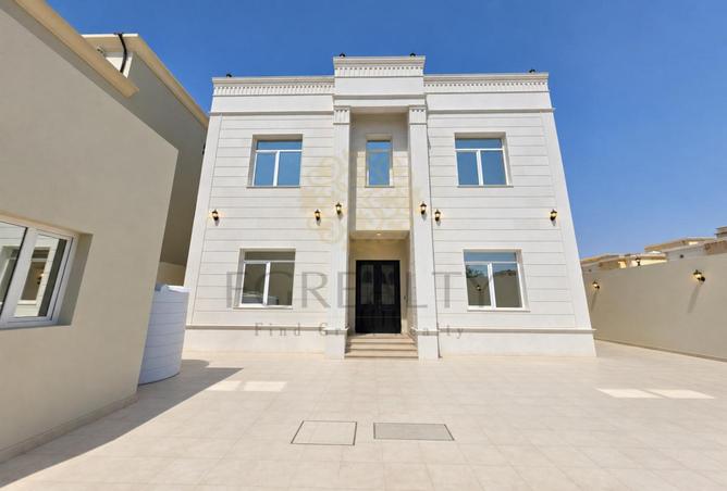 READY 7 BEDROOM VILLA | TERRACE | UMM AL AMAD