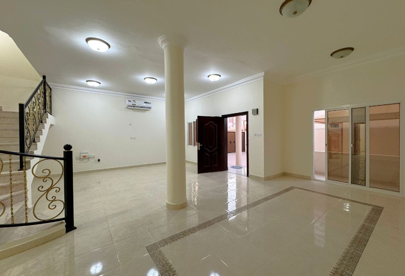 NEW RENOVATED 5BHK + MAID VILLA | AMENITIES ACCESS - villa in Ain Khalid Gate